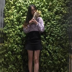 Meet your Posher, Jiwon